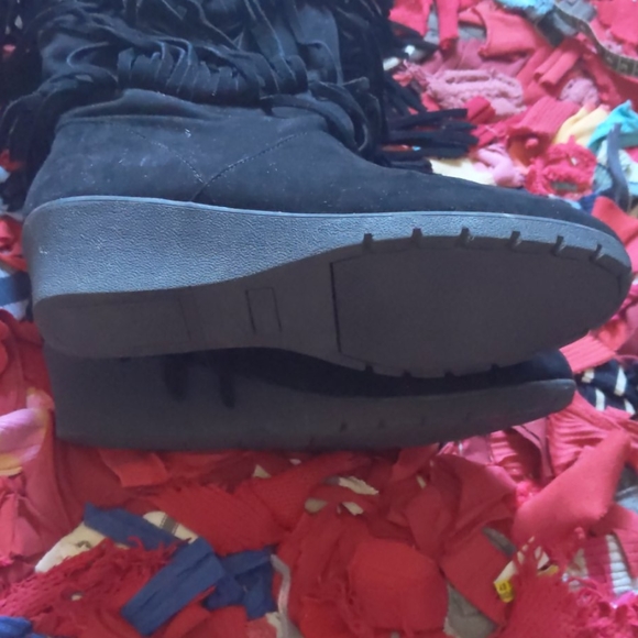 Kenneth Cole Reaction Boots - Picture 5 of 8